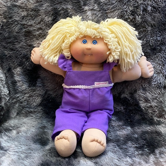 Cabbage Patch Kid Felicity Jennifer Doll 2007 - Picture 1 of 16